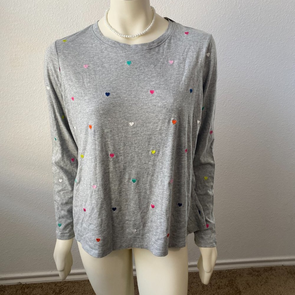 Crown & Ivy Top Long Sleeve Gray embroidered Heart Print Top Size PXL $34.50 NEW